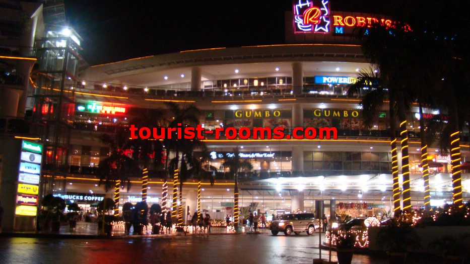 ROBINSONS PLACE MANILA SHOPPING MALL BESIDE  ONE ADRIATICO PLACE APARTMENT IN MALATE MANILA