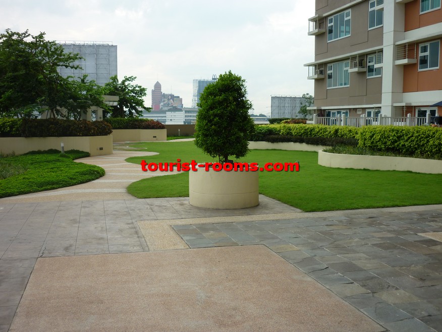 GARDEN AT GATEWAY GARDEN HEIGHTS,GATEWAY GARDEN HEIGHTS,MANILA APARTMENTS FOR RENT,APARTMENT NEAR BONI MRT STATION FOR RENT,APARTMENT NEAR FORUM ROBINSONS MALL FOR RENT,APARTMENT AT MANDALUYONG FOR RENT,MANDALUYONG APARTMENT,MANDALUYONG APARTMENT FOR RENT