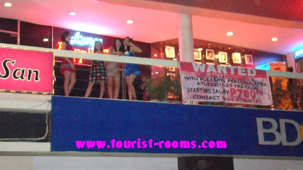 KTV GIRLS OUTSIDE KTV AT PEDRO GIL AREA OF MALATE MANILA